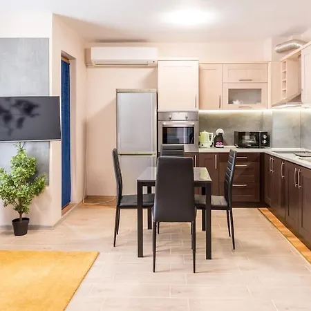 Apartment Stylish On Bregalnitsa Str Varna